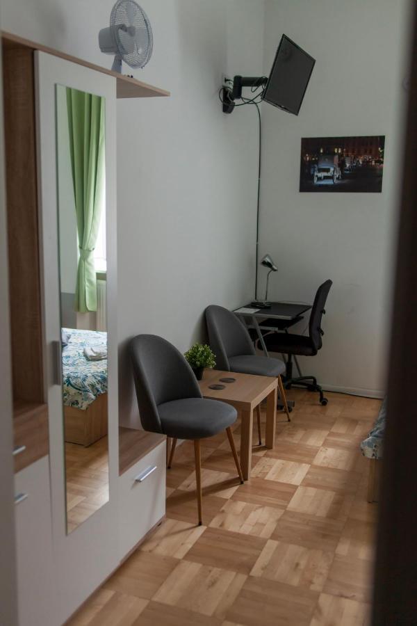 Lukas Guest Rooms クラクフ エクステリア 写真