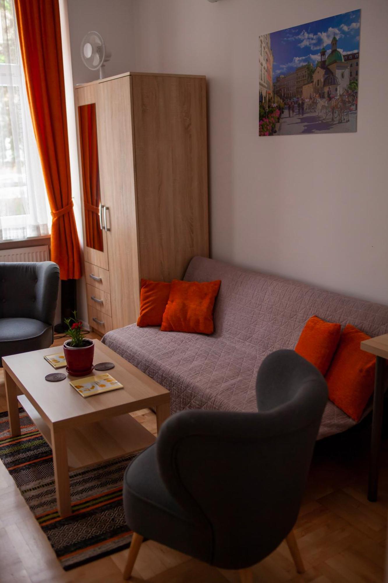 Lukas Guest Rooms クラクフ エクステリア 写真